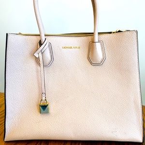 Michael Kors Soft Pink Handbag